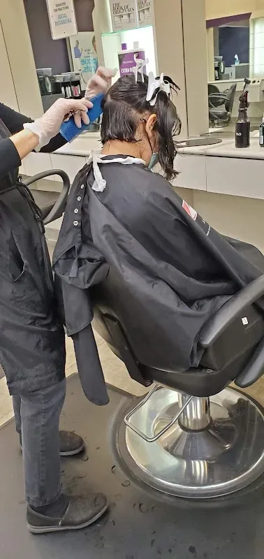 Supercuts — Hair salon in Quincy